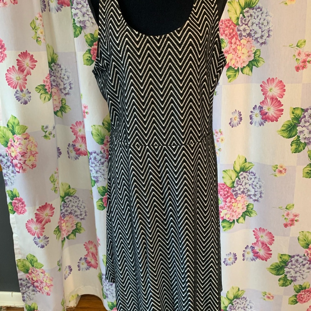 Mossimo Supply Co. Black and White Chevron Maxi Dress